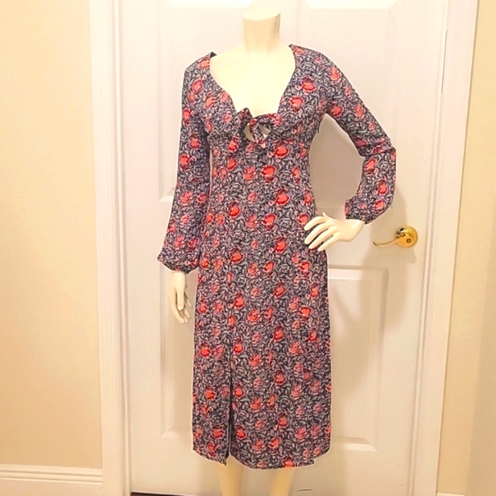 Nasty Gal Long-sleeve one-slit wonder floral mini dress size 8 NWT!!!!!